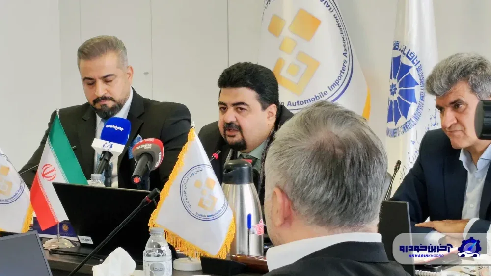 واردات خودرو جرم نیست؛ تصمیمات داخلی از تحریم های خارجی خطرناک تر هستند