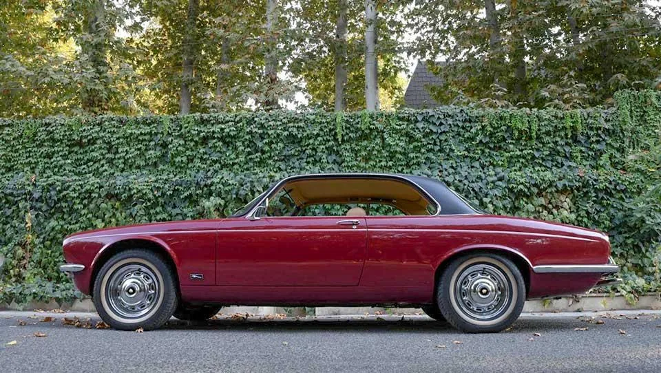 طراحی نمای جانبی جگوار XJ6-C مدل 1976