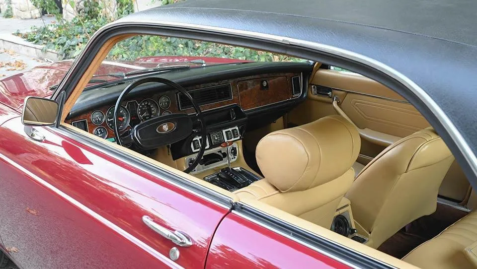 سقف چرمی با کابین زیبای جگوار XJ6-C مدل 1976