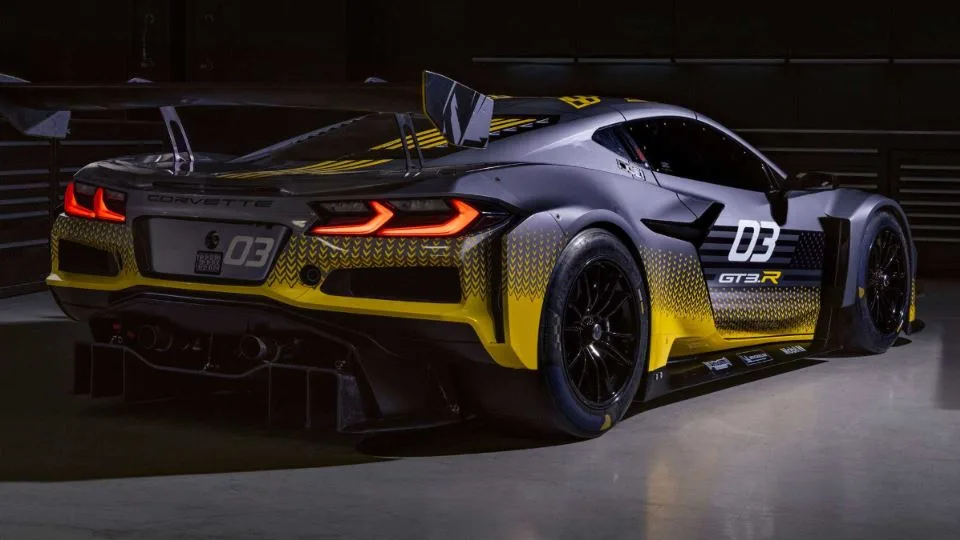 خودروی مسابقه ای شورلت کوروت Z06 GT3.R