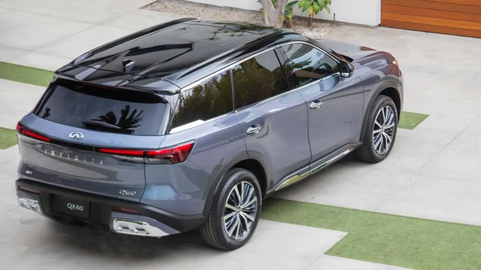 طراحی نمای عقب اینفینیتی QX60 مدل 2022