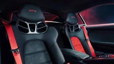 کابین پورشه 718 کیمن GT4