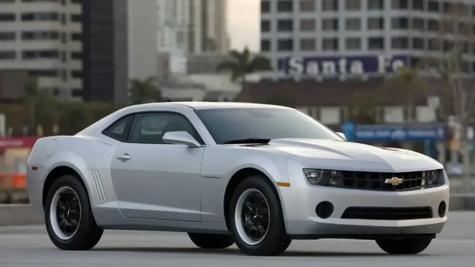 شورولت کامارو LS V6 مدل 2011
