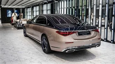 مرسدس میباخ Haute Voiture نمایشی از لوکسترین S کلاس
