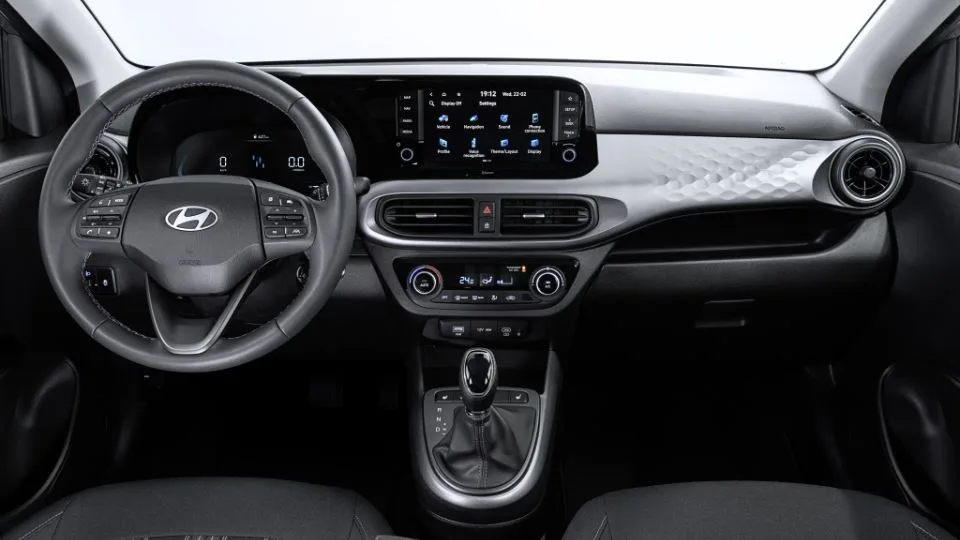 هیوندای i10 مدل 2023