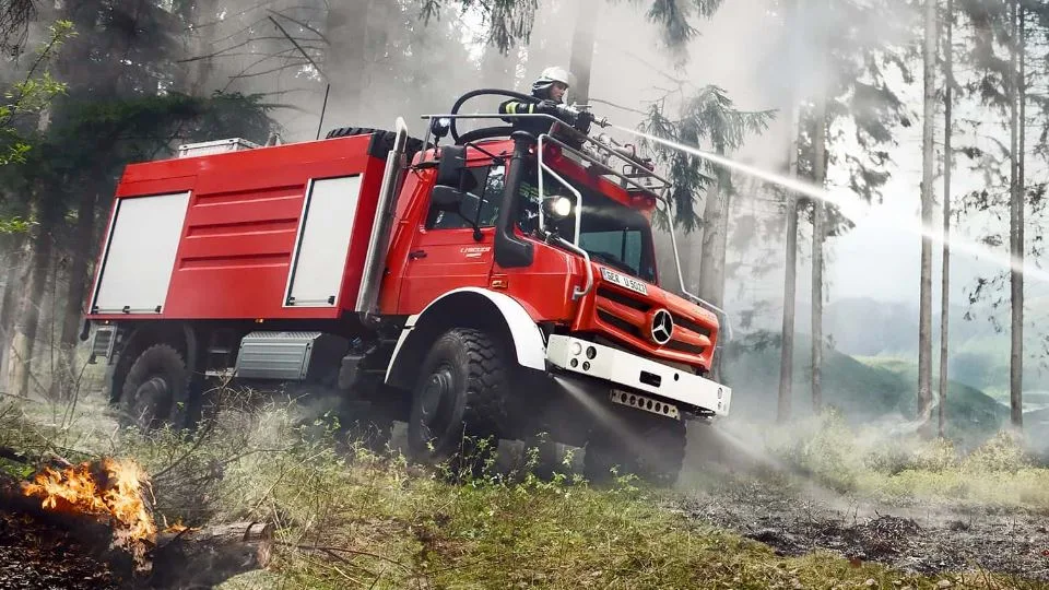 مرسدس یونیماگ نمایشگاه FIRE mobil
