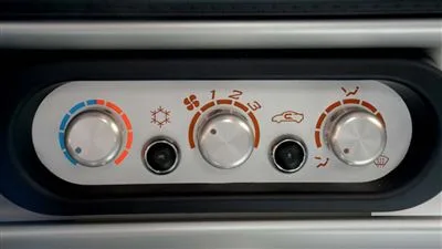 کابین و امکانات لوتوس الیزه 220 کاپ