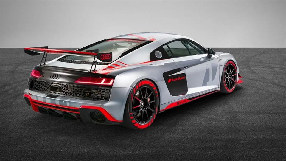 آئودی R8 LMS GT4