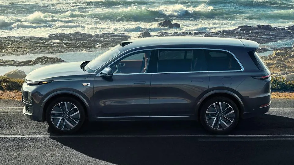 شاسی‌بلند هیبریدی Li Auto L9