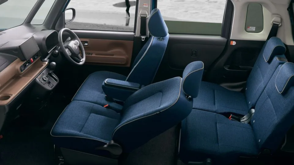 دایهاتسو موو کنباس - Daihatsu Move Canbus