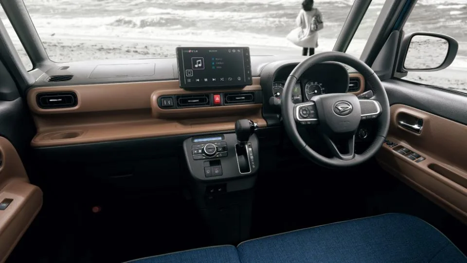 دایهاتسو موو کنباس - Daihatsu Move Canbus