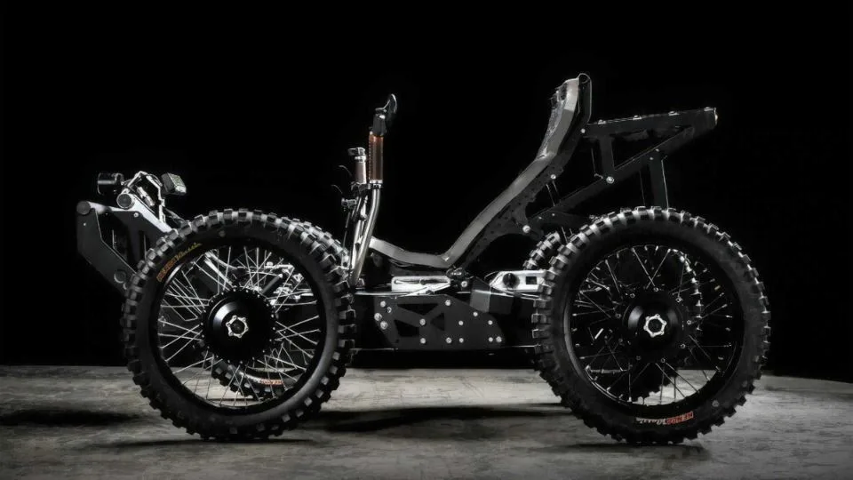اوترایدر کایوت سبکترین 4WD دنیا برای آفرود معلولین