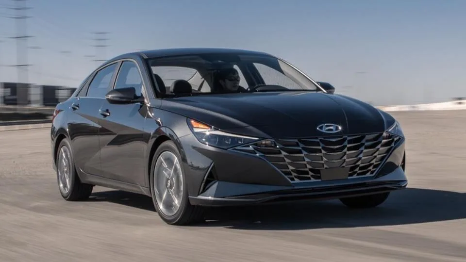 رتبه برتر هیوندای النترا در موسسه ایمنی IIHS