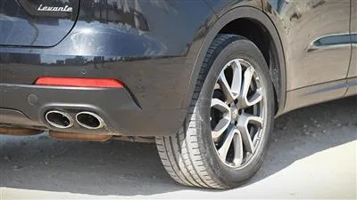 خروجی اگزوز مازراتی لوانته