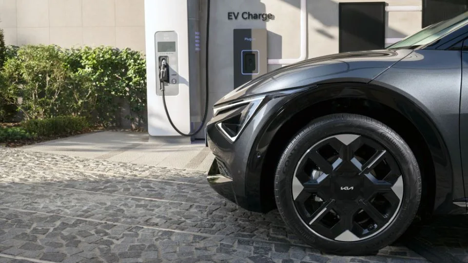 2025 کیا EV6