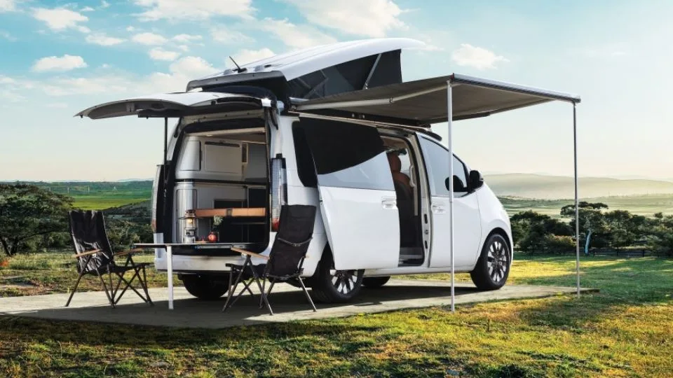هیوندای استاریا لانگ کمپر - Hyundai Staria Lounge Camper
