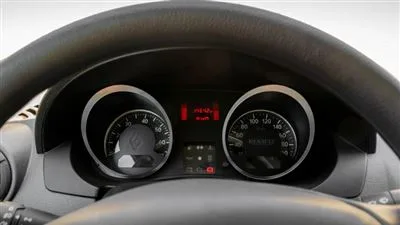 سرعت سنج و کیلومترشمار رنو تندر 90