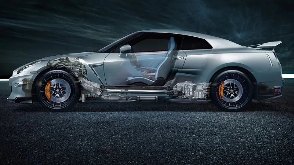 2025 نیسان GT-R