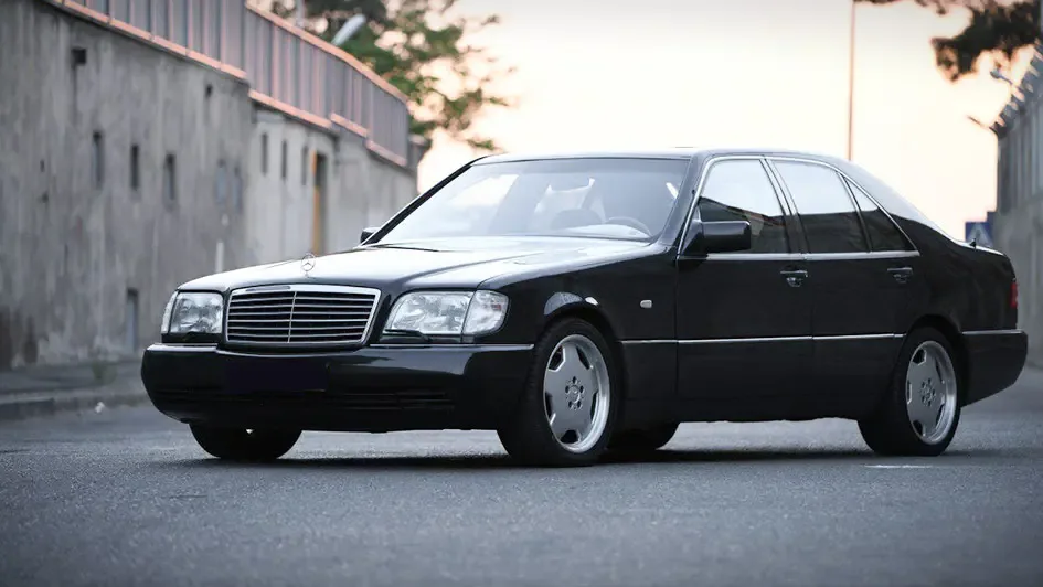 بنز اتاق تانک: مرسدس‌بنز W140
