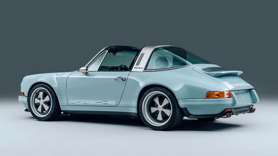 پورشه 911 تئون GBR003 تارگا