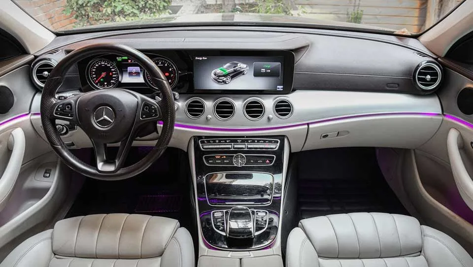 کابین مرسدس بنز E350e