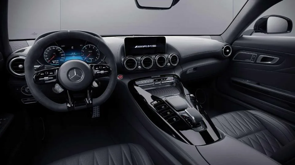 کابین مرسدس-آام‌گ GT مدل 2021