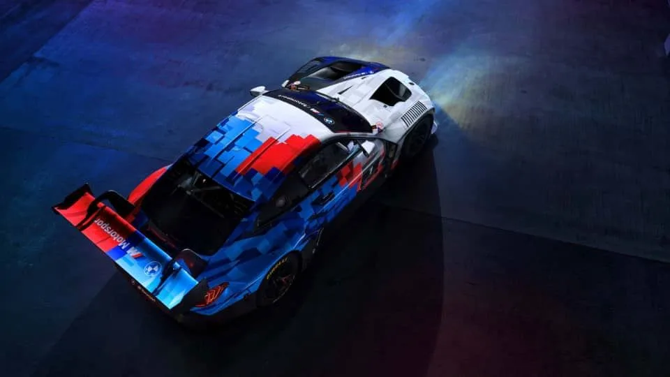 معرفی ب ام و M4 GT3 EVO