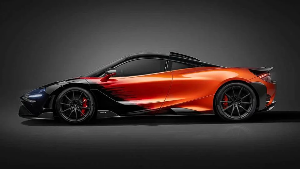 مکلارن 765LT