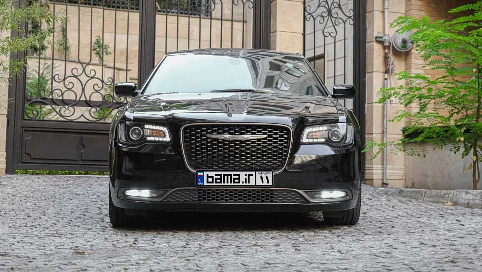 کرایسلر 300S 2018