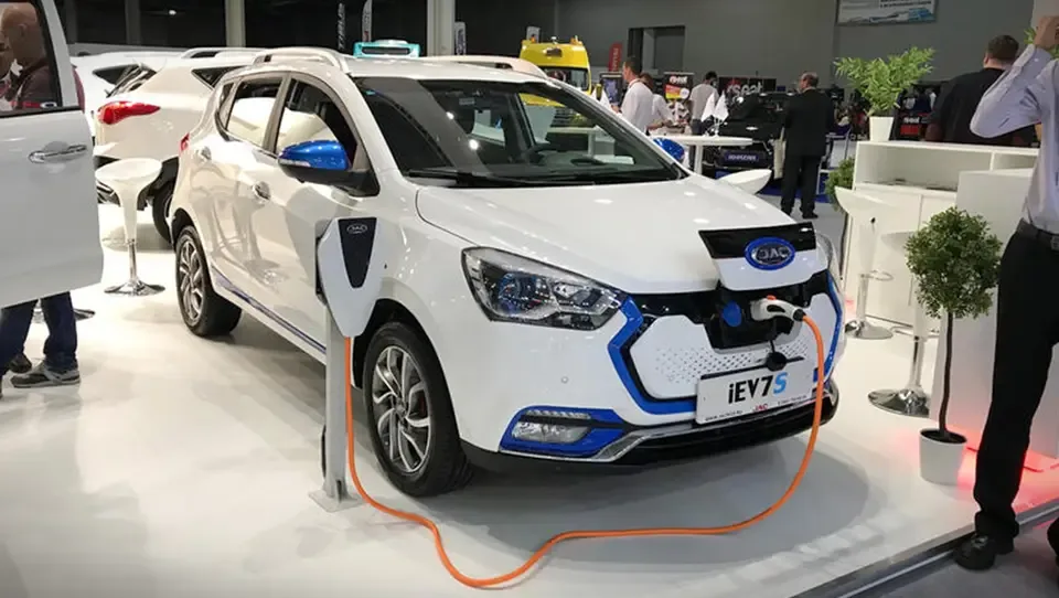 5 - جک iEV7S