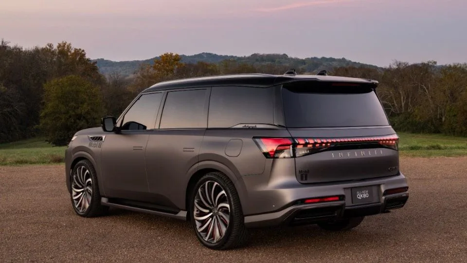 معرفی اینفینیتی QX80 اتوگراف لانژ