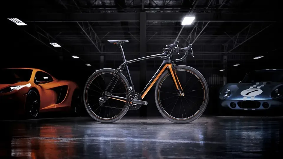 2 - مک‌لارن Specialized