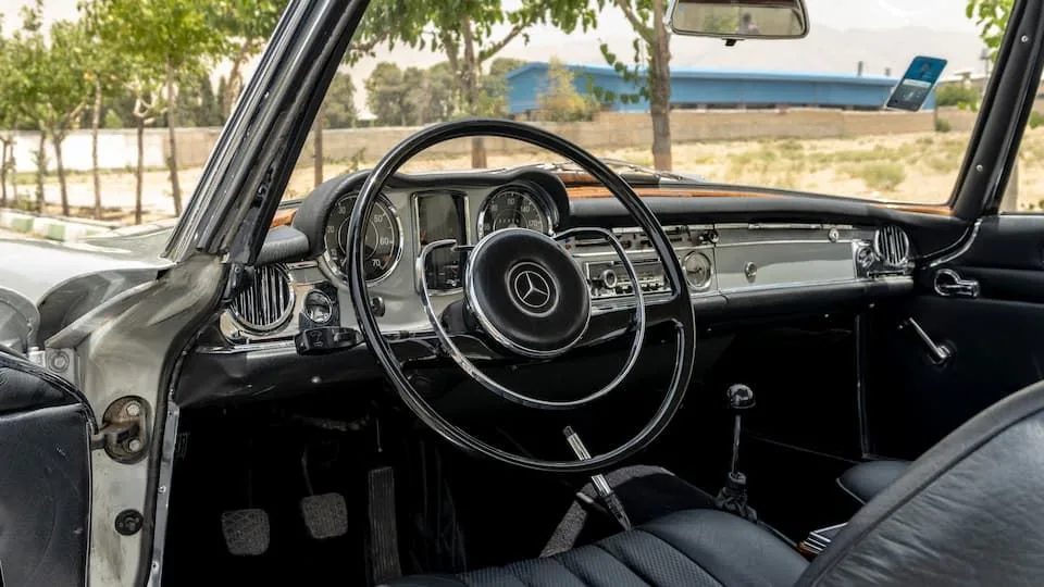 مرسدس بنز 230SL پاگودا 1966