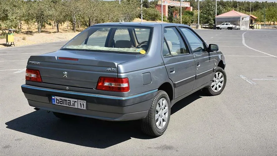 نمای عقب پژو 405 SLX