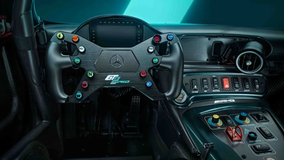 مرسدس AMG GT2 Pro