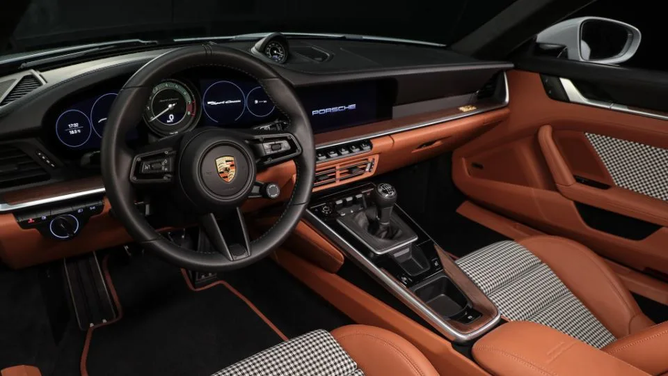 Porsche 911 Sport Classic - پورشه 911 اسپرت کلاسیک