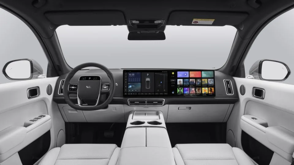 شاسی بلند برقی Li Auto L7