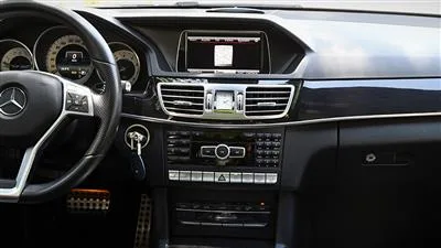 آپشن های مرسدس بنز E250