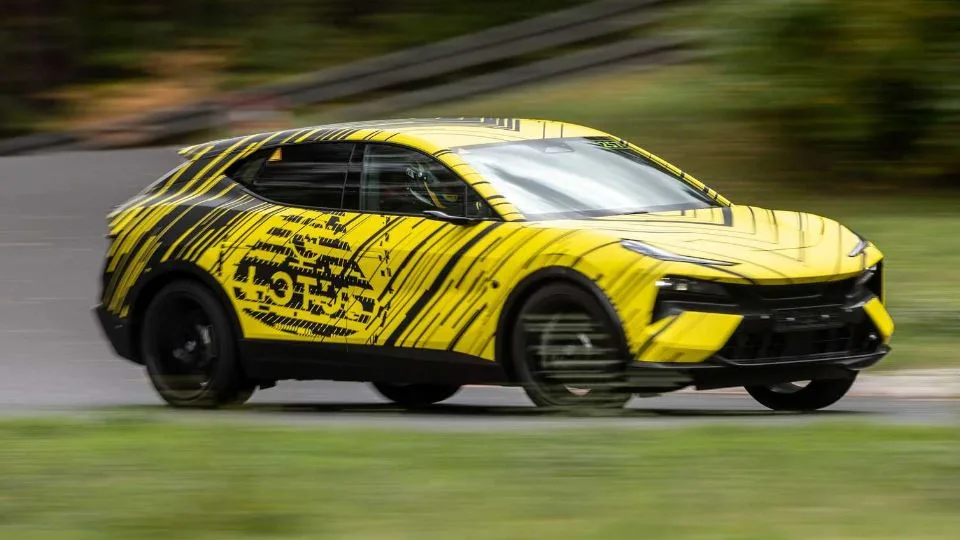 شاسیبلند برقی Lotus Eletre لوتوس الترا
