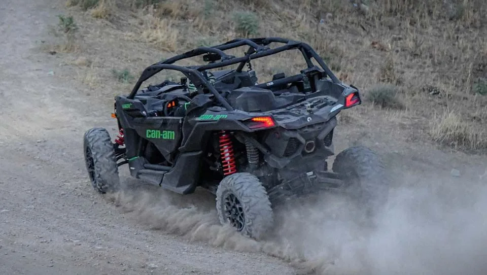تجربه رانندگی با کن ام موریک DS Turbo RR