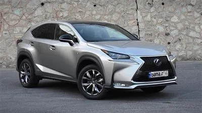 بهترین خودروهای 4 سیلندر بازار لکسوس NX300 هیبریدی