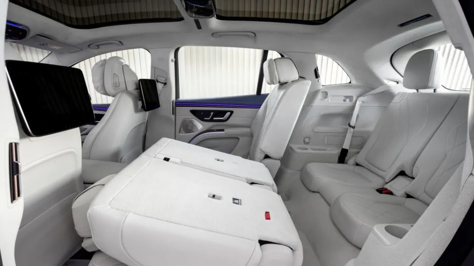 مرسدس بنز EQS شاسی بلند - 2023 Mercedes Benz EQS SUV
