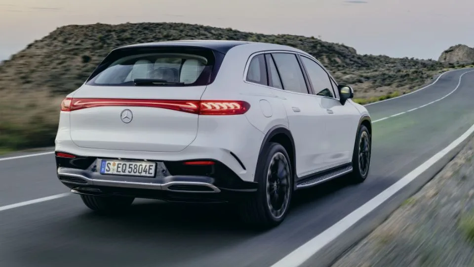 مرسدس بنز EQS شاسی بلند - 2023 Mercedes Benz EQS SUV