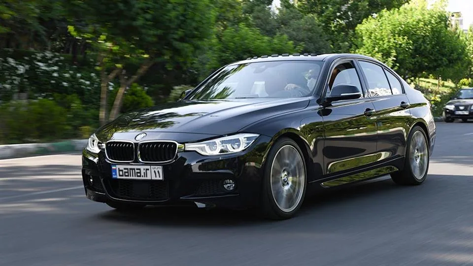تست و بررسی بامو 330i