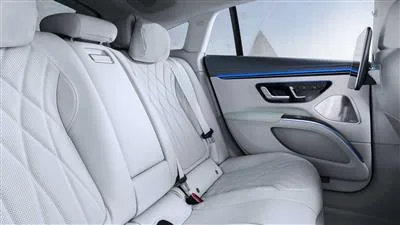 صندلی های ردیف عقب مرسدس بنز EQS