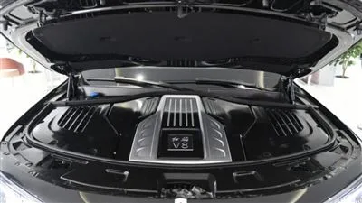 شاسی بلند چینی Hongqi هونگچی LS7