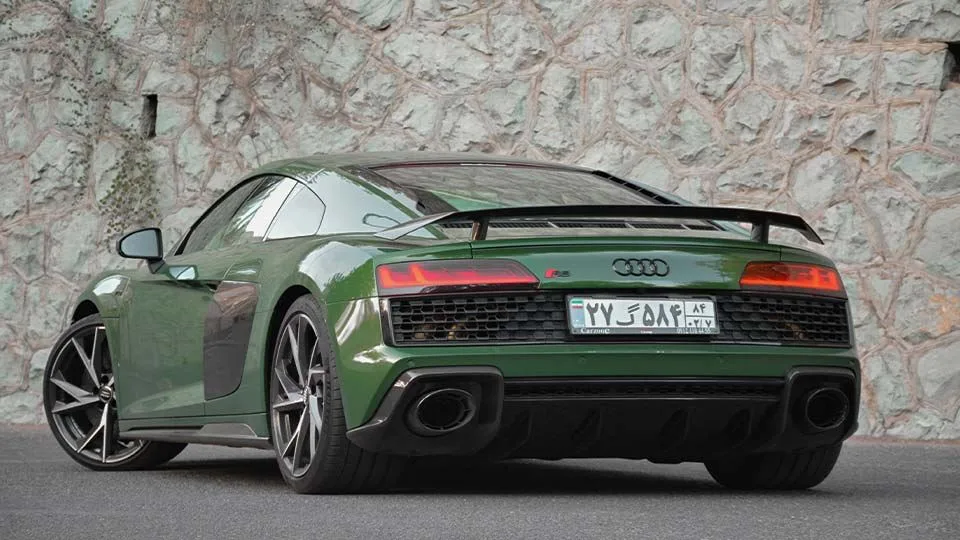 2022 آئودی R8 V10 پلاس