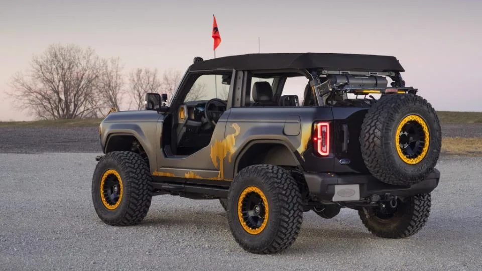 فورد برانکو Badlands Sasquatch 2