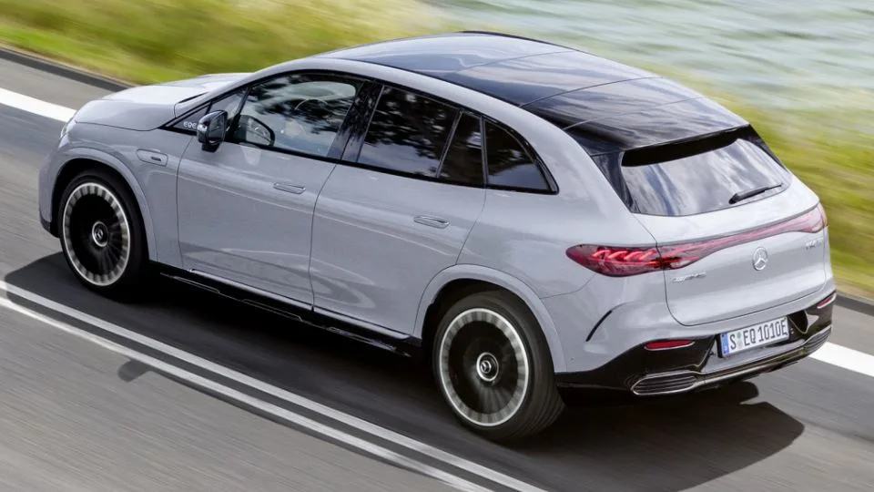 مرسدس بنز EQE SUV