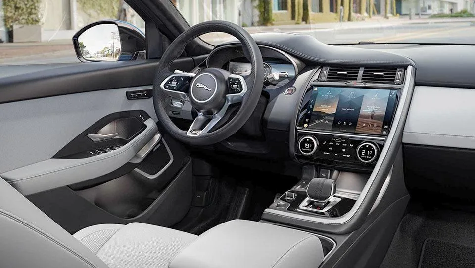 کابین جگوار E-Pace مدل 2021